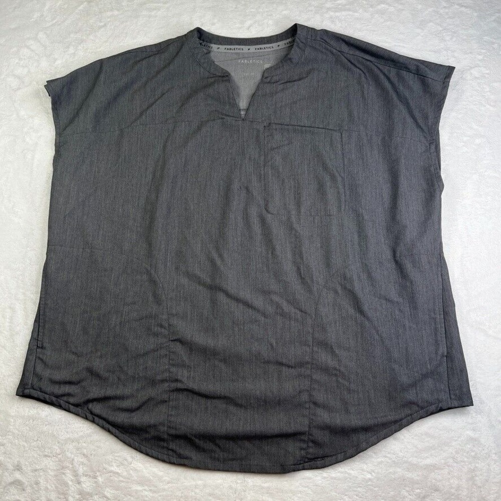 Fabletics Scrub Top Womens Sz 1X Gray Heather Sleeveless V-Neck Pockets Shirt